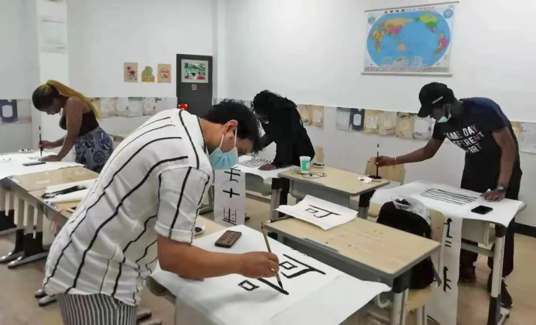 国产精品爽爽久久久久久竹菊