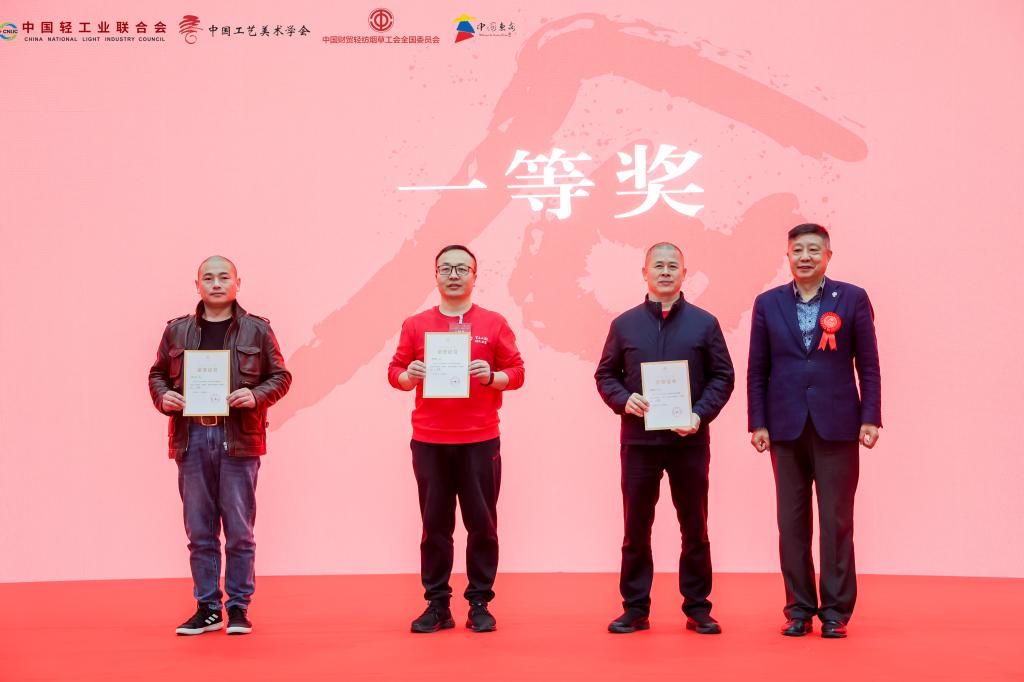 国产精品爽爽久久久久久竹菊