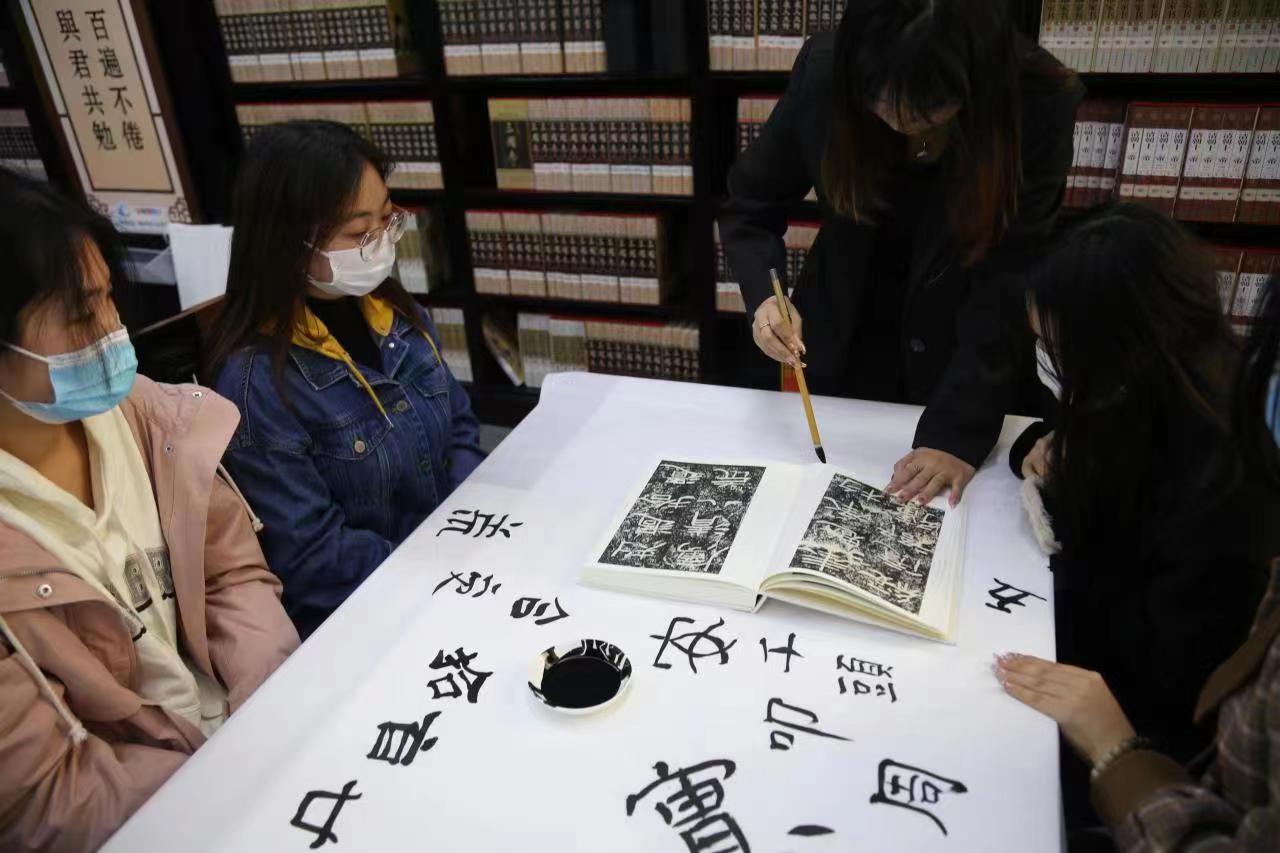 国产精品爽爽久久久久久竹菊