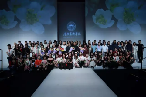 国产精品爽爽久久久久久竹菊