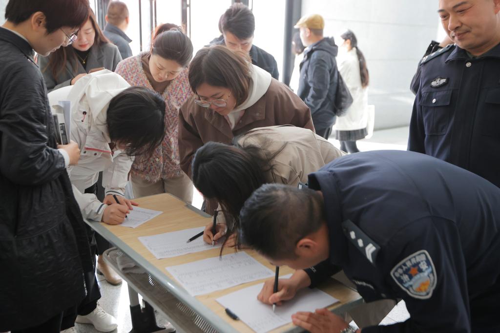 国产精品爽爽久久久久久竹菊