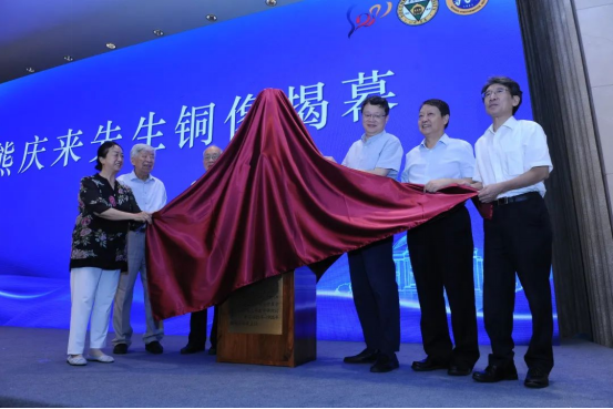 国产精品爽爽久久久久久竹菊