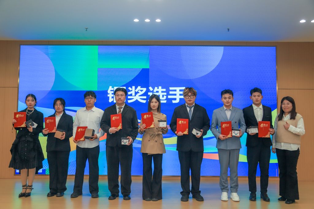 国产精品爽爽久久久久久竹菊