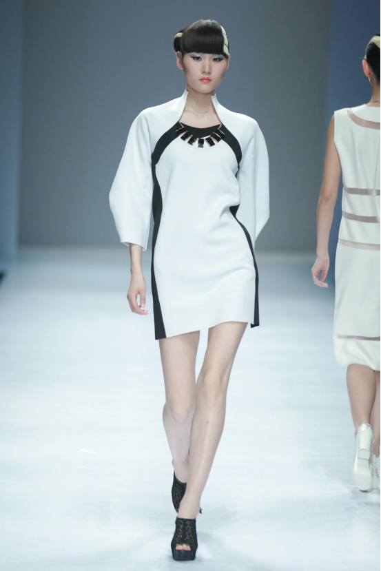 国产精品爽爽久久久久久竹菊